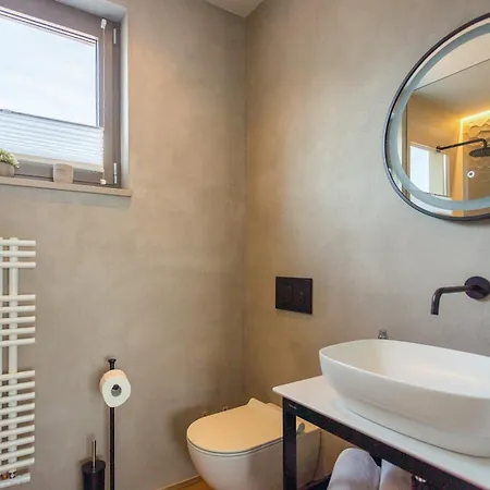 One Way For 8 People Near Medulin With Heated Pool, Kids Playground & Only 200 M From The * 반졸레