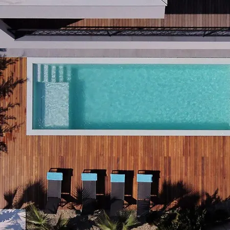 빌라 One Way For 8 People Near Medulin With Heated Pool, Kids Playground & Only 200 M From The