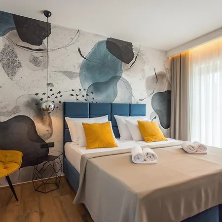 Villa One Way For 8 People Near Medulin With Heated Pool, Kids Playground & Only 200 M From The