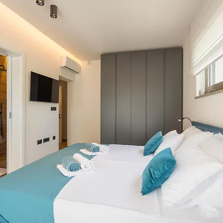 One Way For 8 People Near Medulin With Heated Pool, Kids Playground & Only 200 M From The