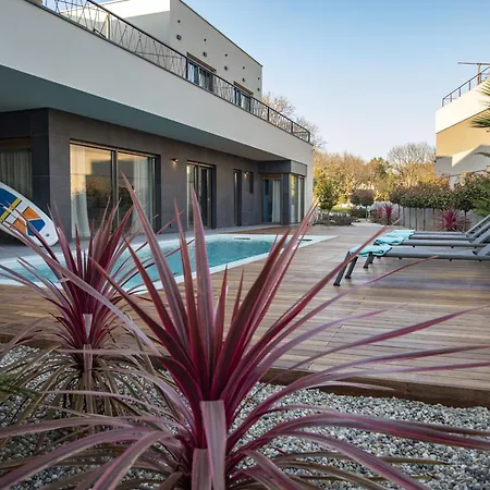 One Way For 8 People Near Medulin With Heated Pool, Kids Playground & Only 200 M From The